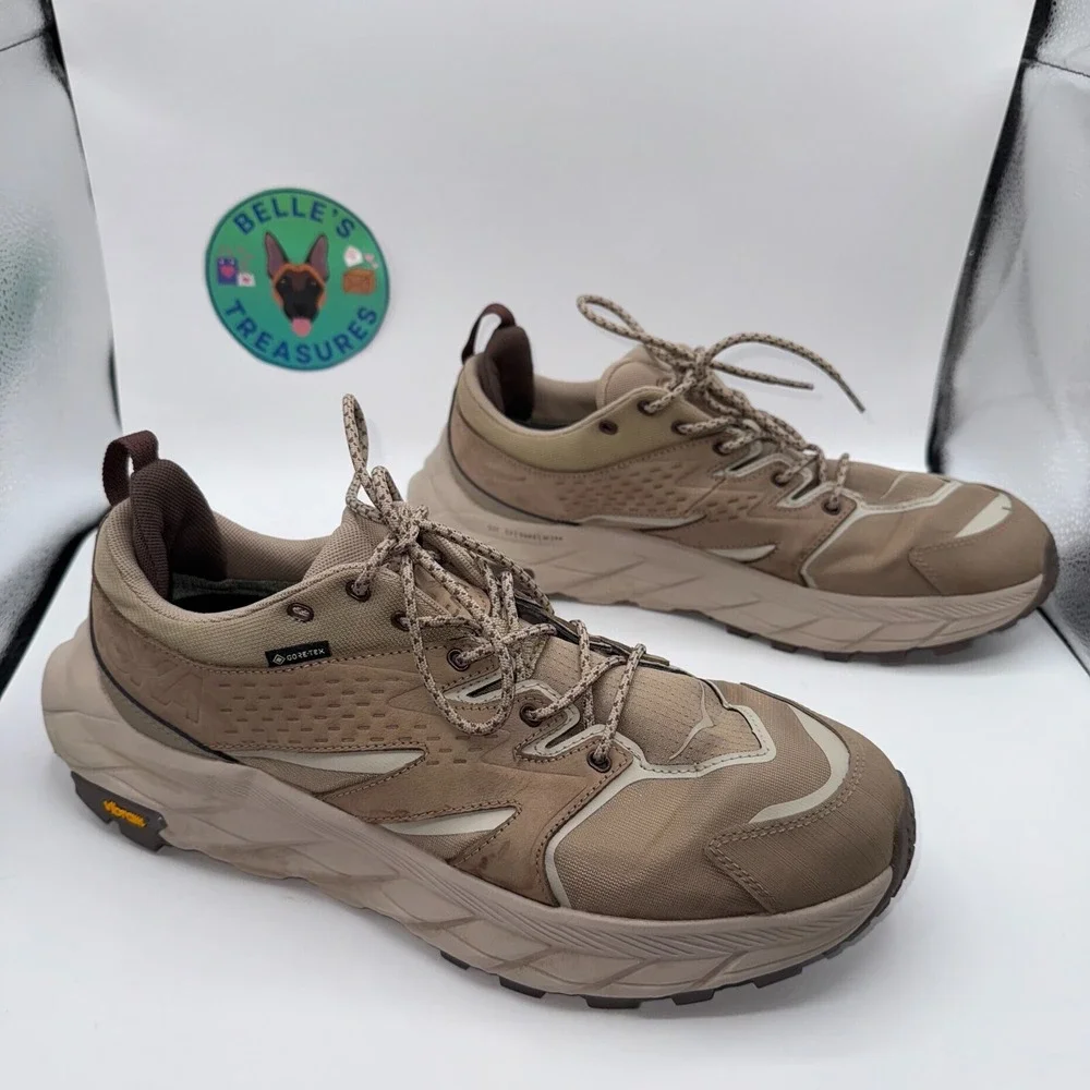 Hoka One One Anacapa Low GTX Mens Sneaker 10.5D Dune Hiking Shoes Vibram GoreTex